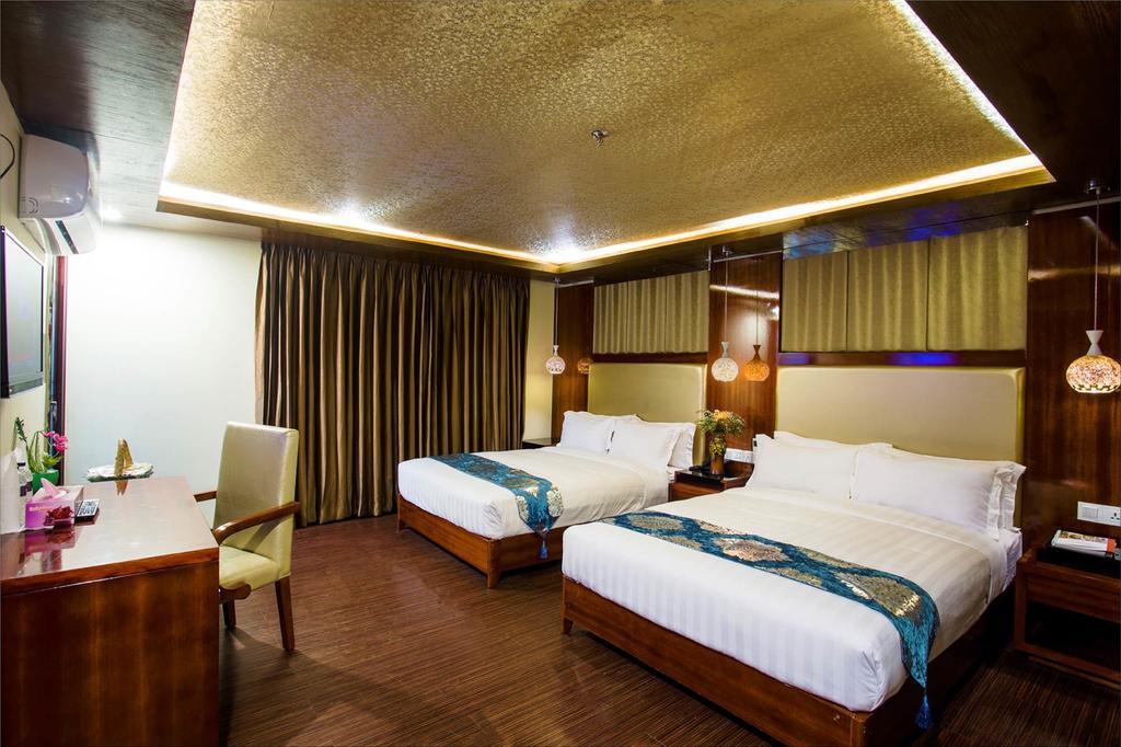 Hotel Noorjahan Grand Sylhet Esterno foto