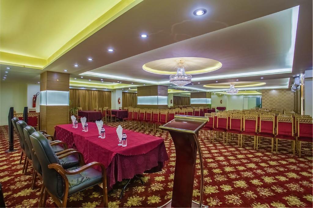 Hotel Noorjahan Grand Sylhet Esterno foto